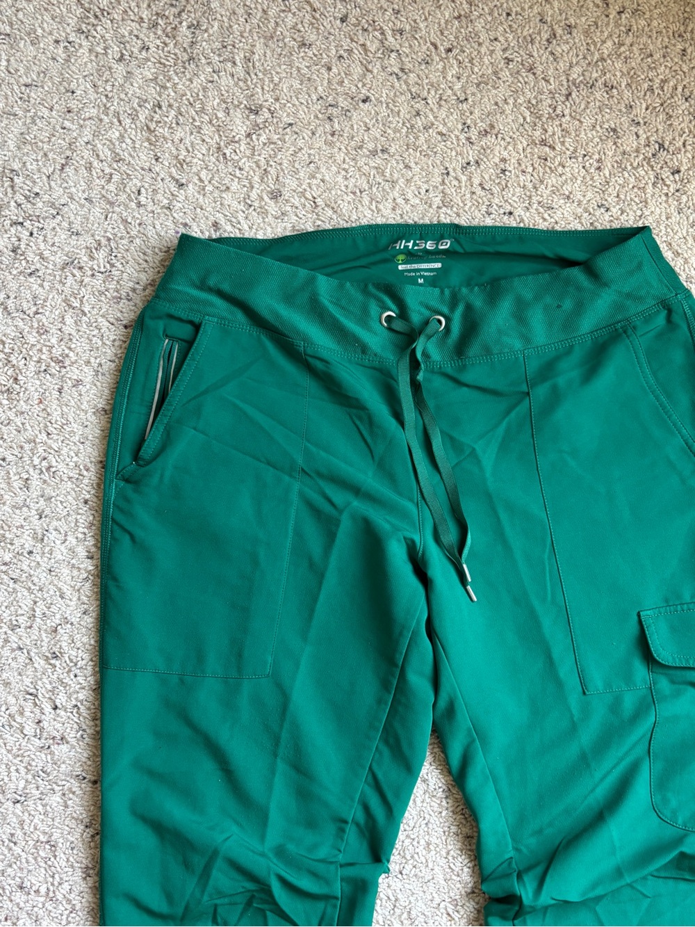 healing hands Emerald Green Women’s M Cargo Drawstring Scrub Pants HH 360 - Picture 2 of 10